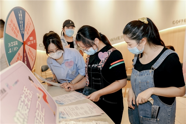 紫竹女性健康中国行走进杭州 公益情怀助力佳人精彩人生